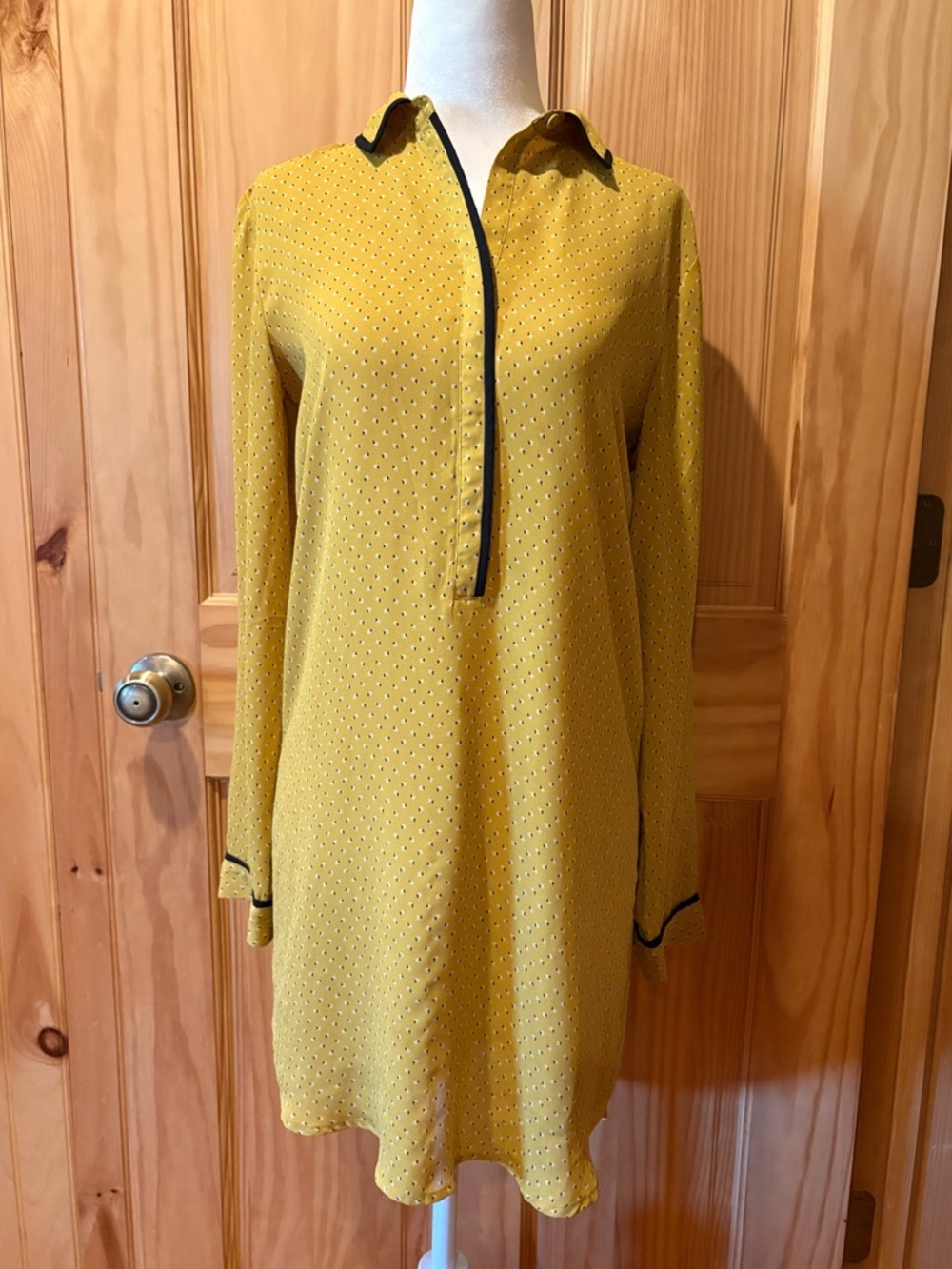 Ann Taylor Loft Mustard Yellow Long-Sleeve Shirt Dress with Contrast Trim XS